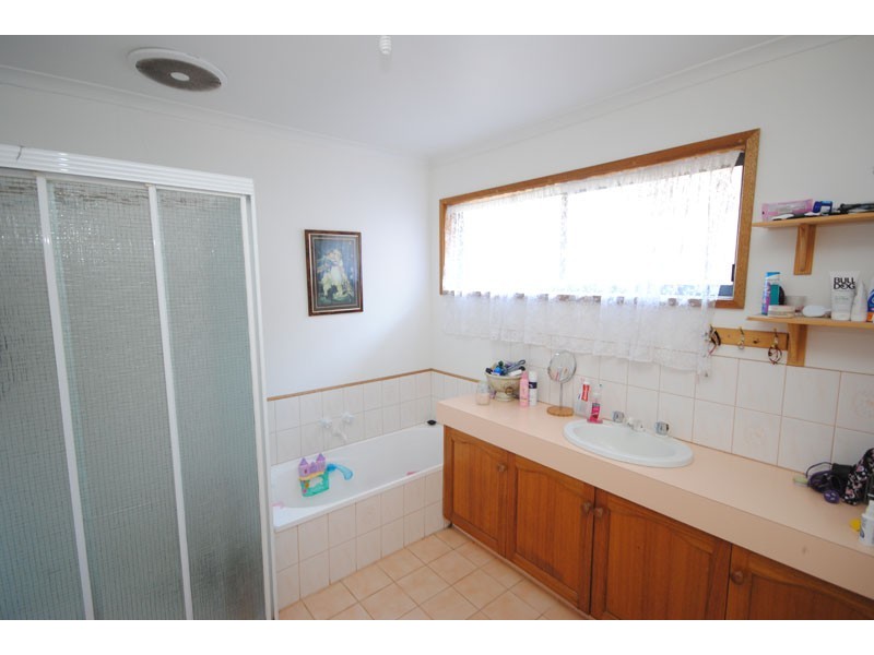 38 Derril Road, Portland VIC 3305