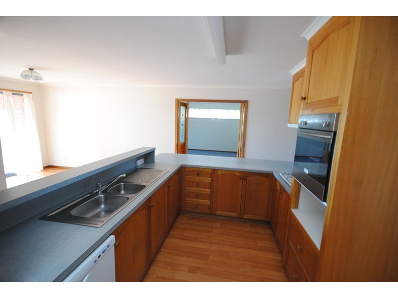 38 Derril Road, Portland VIC 3305
