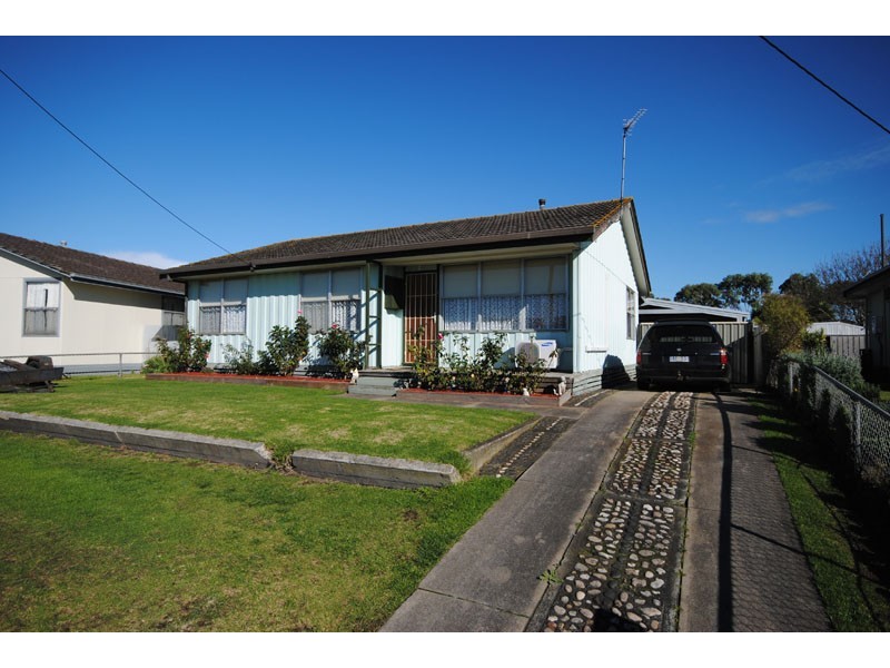 9 Wattle Crescent, Portland VIC 3305