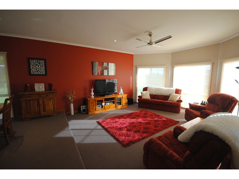 28  Mcintyre Road, Portland VIC 3305