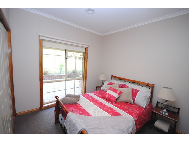 28  Mcintyre Road, Portland VIC 3305