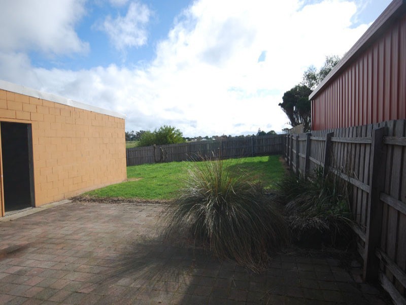 12 Karinya Court, Portland VIC 3305