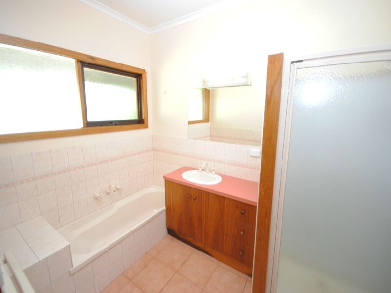 171 Spinks Road, Portland VIC 3305