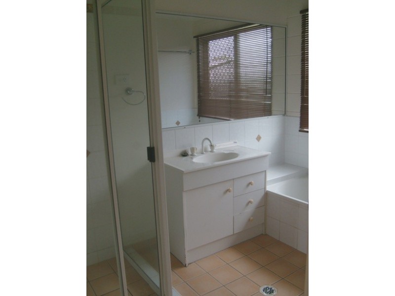 38  Gower Street, Kelso QLD 4815