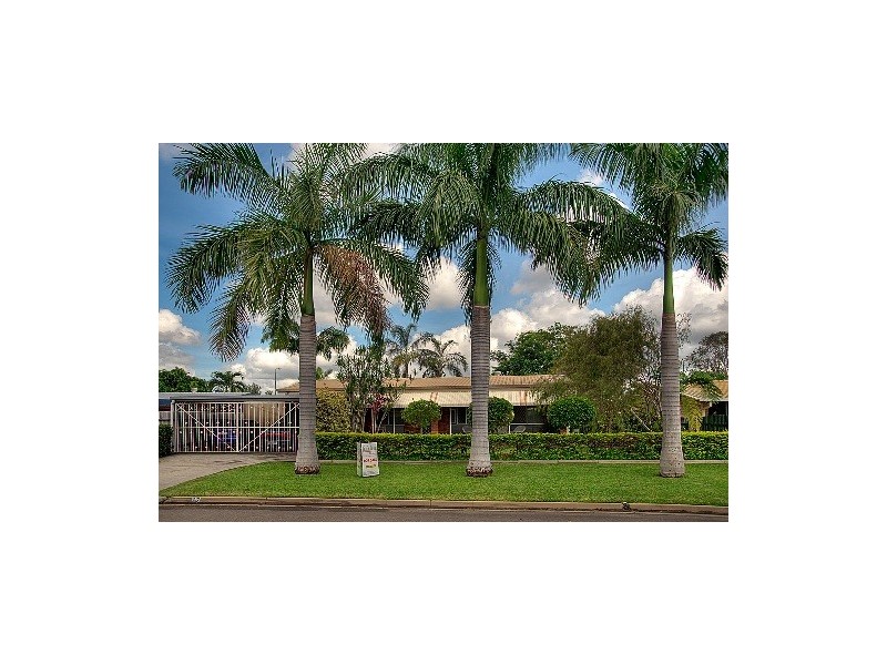 27 Garden Grove Crescent, Kirwan QLD 4817