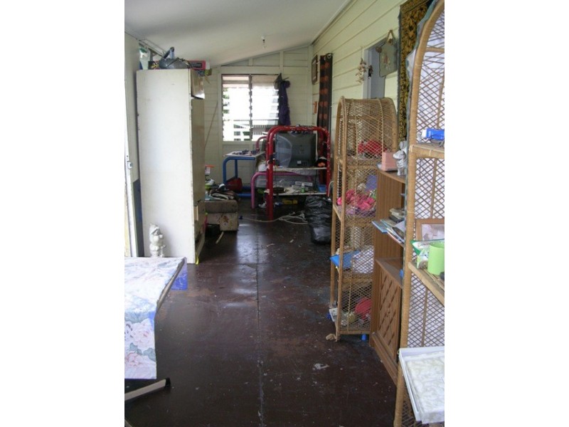 90 Railway Street, Ayr QLD 4807