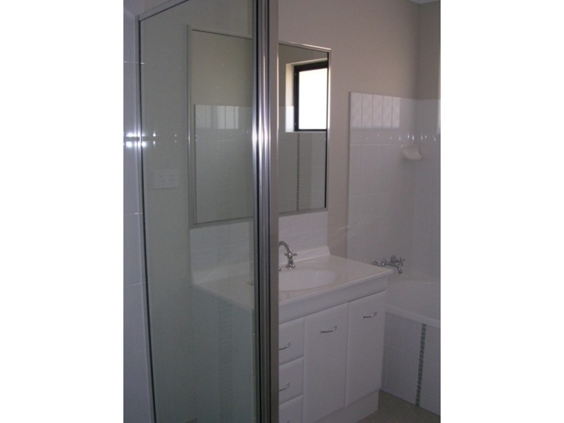 39 Eshelby Street, Bushland Beach QLD 4818