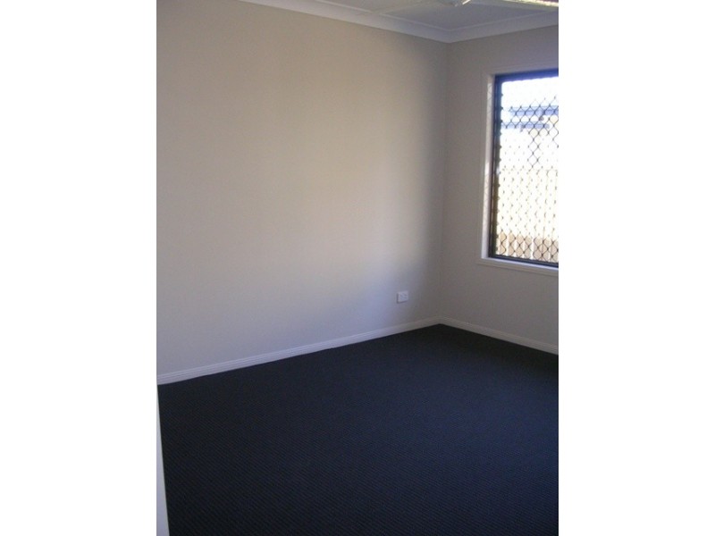 39 Eshelby Street, Bushland Beach QLD 4818