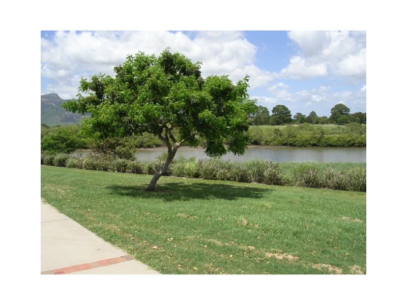 92 River Boulevard, Idalia QLD 4811