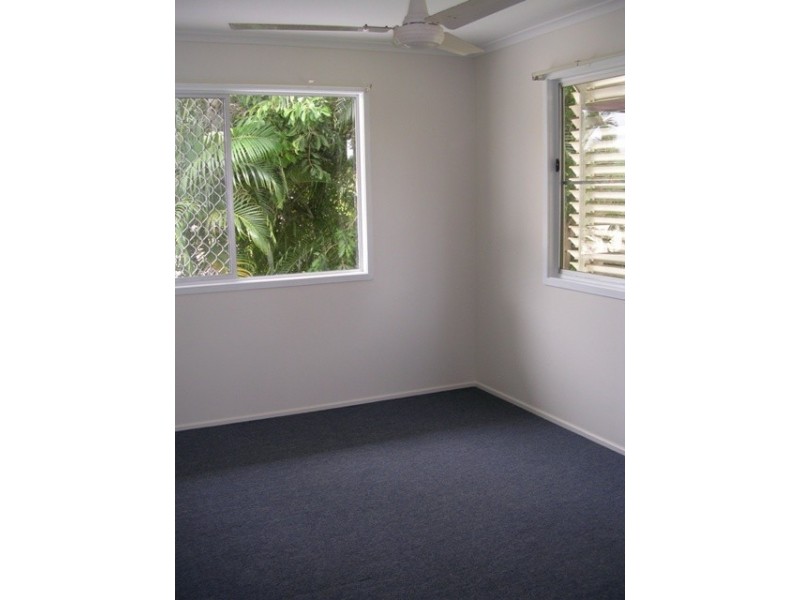 15 Paringa Street, Cranbrook QLD 4814