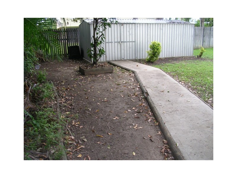 15 Paringa Street, Cranbrook QLD 4814