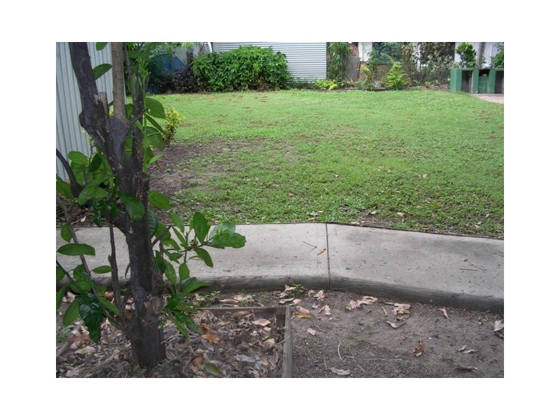 15 Paringa Street, Cranbrook QLD 4814