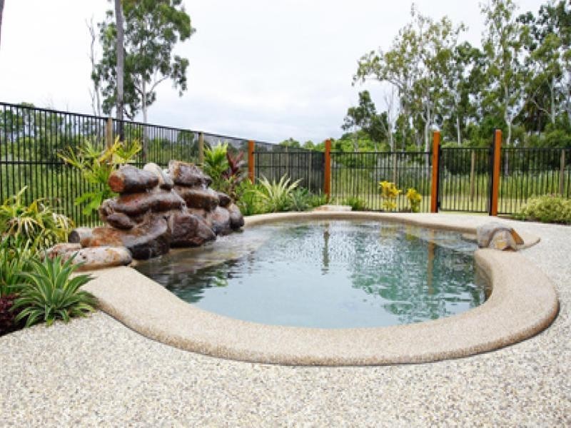 5  Nina Pocket, Bushland Beach QLD 4818