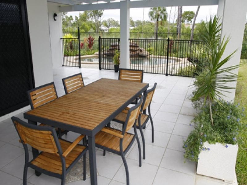 5  Nina Pocket, Bushland Beach QLD 4818