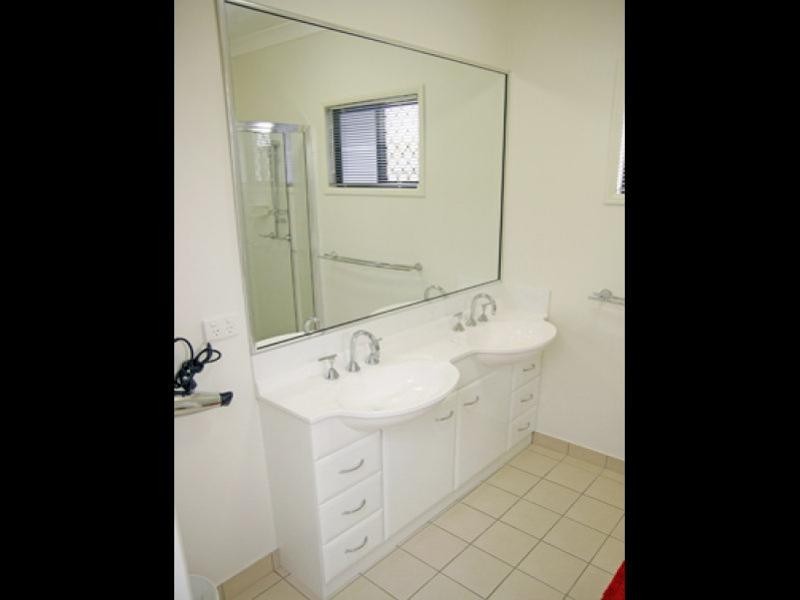 5  Nina Pocket, Bushland Beach QLD 4818