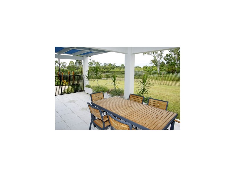 5  Nina Pocket, Bushland Beach QLD 4818
