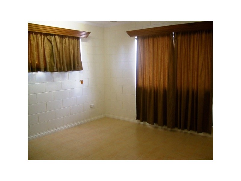 2/36 Townsend Street, Mysterton QLD 4812