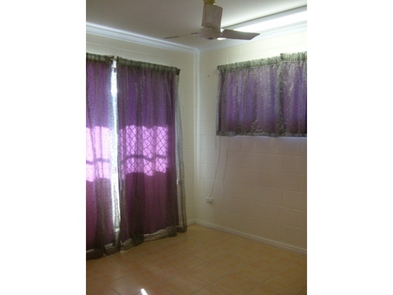 2/36 Townsend Street, Mysterton QLD 4812