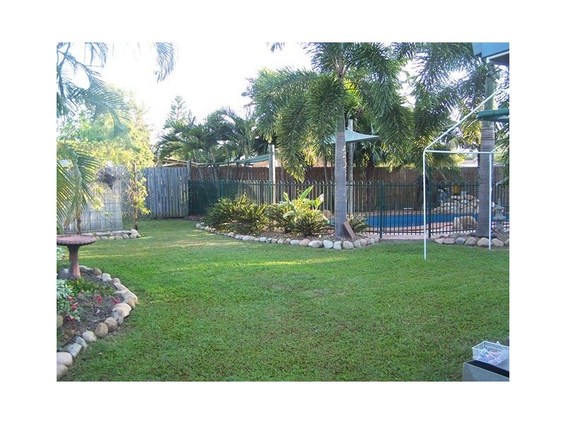 5 Franco Court, Rasmussen QLD 4815