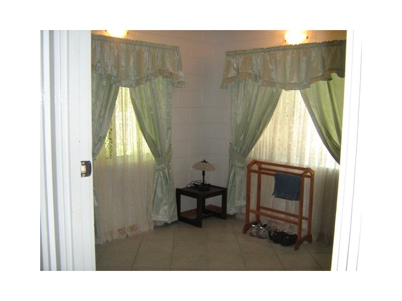 203 Upper Miles Ave, Kelso QLD 4815