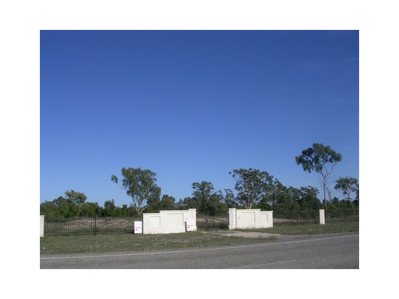 35  South Beck Road, Rasmussen QLD 4815