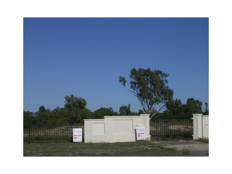 35  South Beck Road, Rasmussen QLD 4815