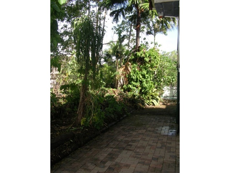 15 Paringa Street, Cranbrook QLD 4814