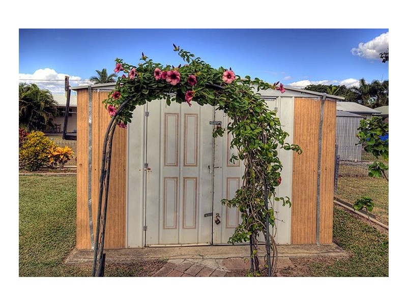 2  Tansey Street, Townsville QLD 4810