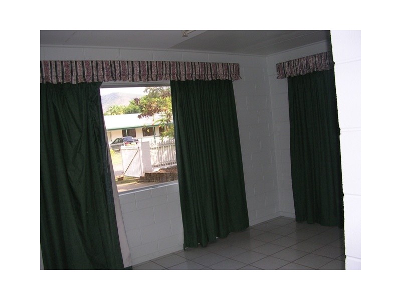 15  Paringa Street, Townsville QLD 4810