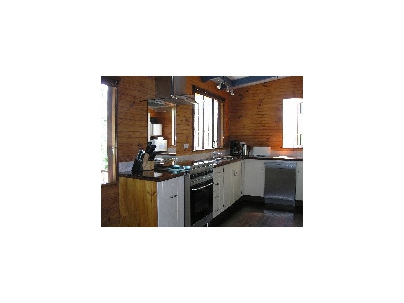 40  Annaville Road, Jensen QLD 4818