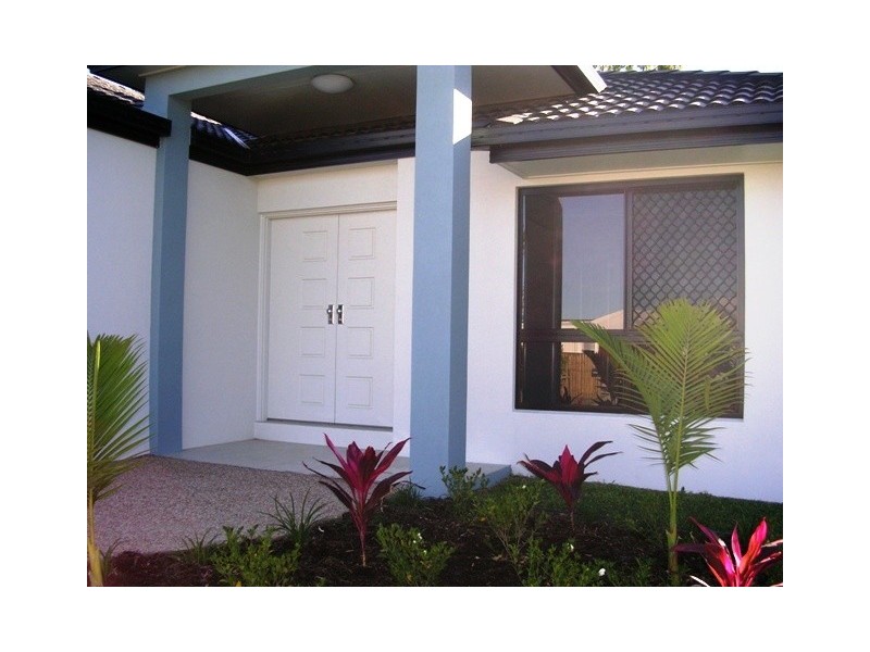 39 Eshelby Street, Bushland Beach QLD 4818