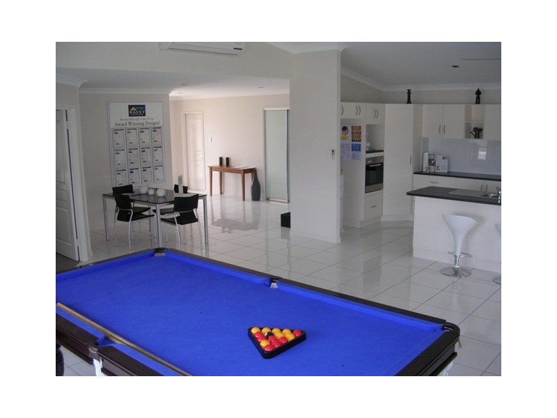 1  Sovereign Terrace, Fairfield Waters, Townsville QLD 4810