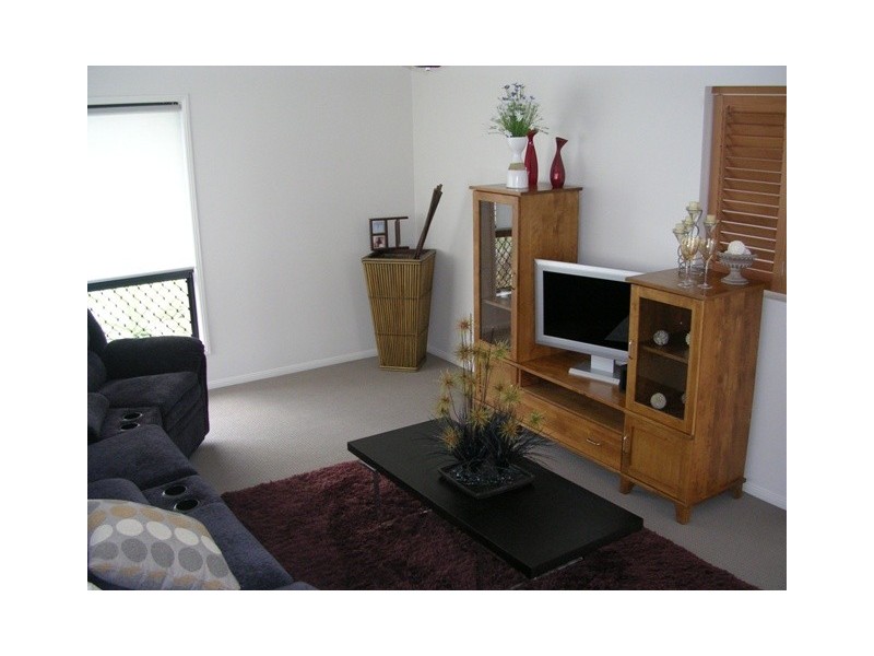 1  Sovereign Terrace, Fairfield Waters, Townsville QLD 4810