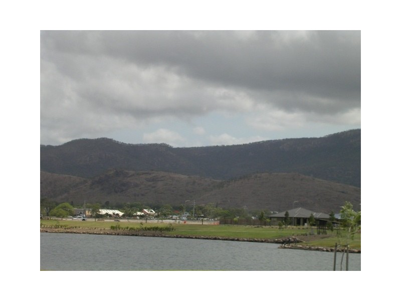 1  Sovereign Terrace, Fairfield Waters, Townsville QLD 4810