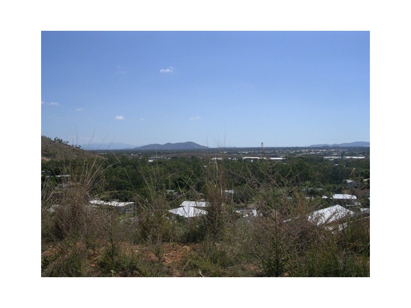 49  Coral Sea Crescent, Wulguru, Townsville QLD 4810