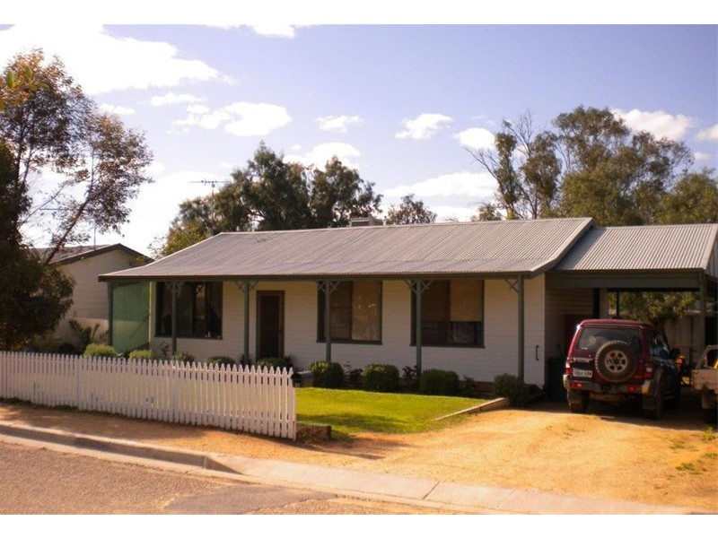 11 Arnold Street, Mannum SA 5238