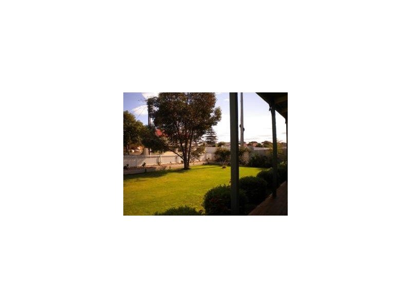 11 Arnold Street, Mannum SA 5238