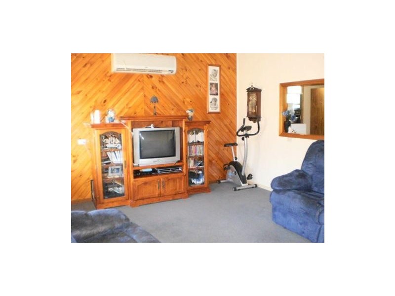 11 Arnold Street, Mannum SA 5238