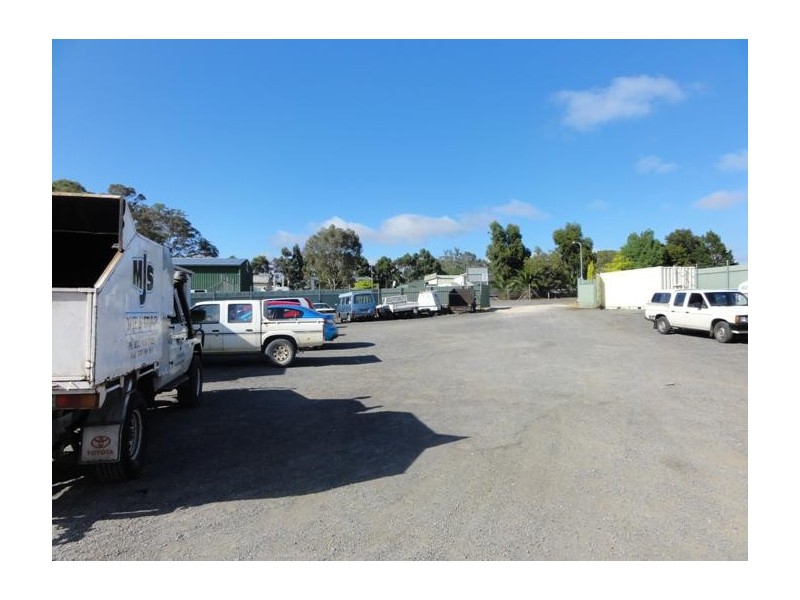 24 Simper Crescent, Mount Barker SA 5251