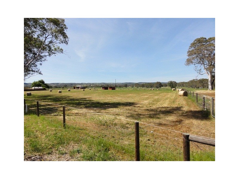 688 Dashwood Gully Rd, Meadows SA 5201