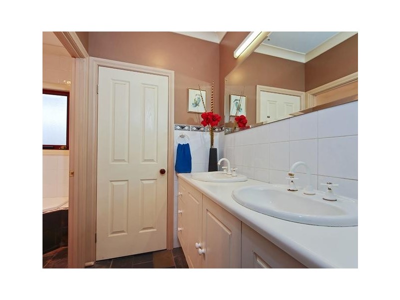 22 Pioneer Street, Littlehampton SA 5250