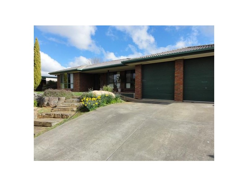15 Correa Court, Mount Barker SA 5251