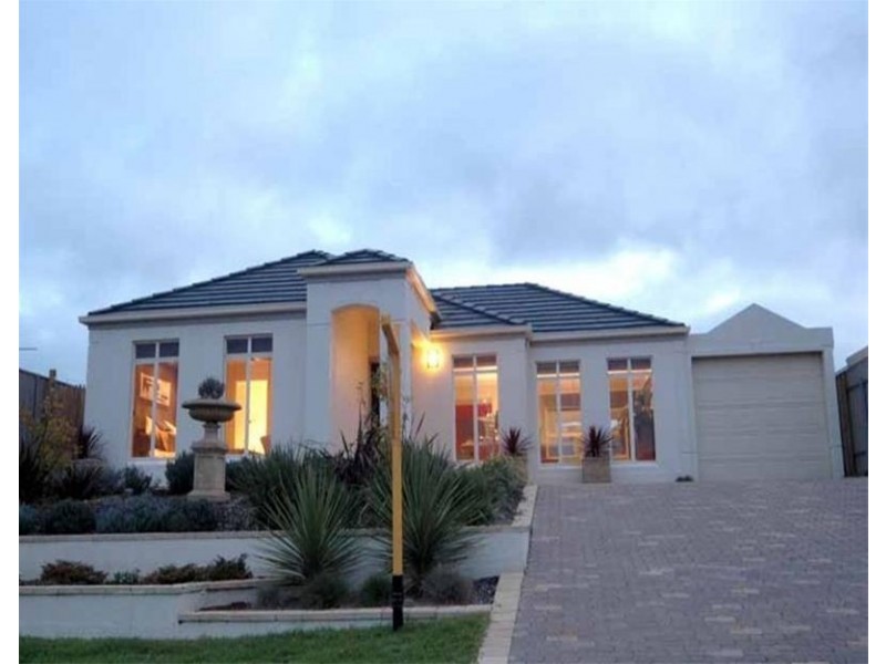 17 Melville Street, Mount Barker SA 5251