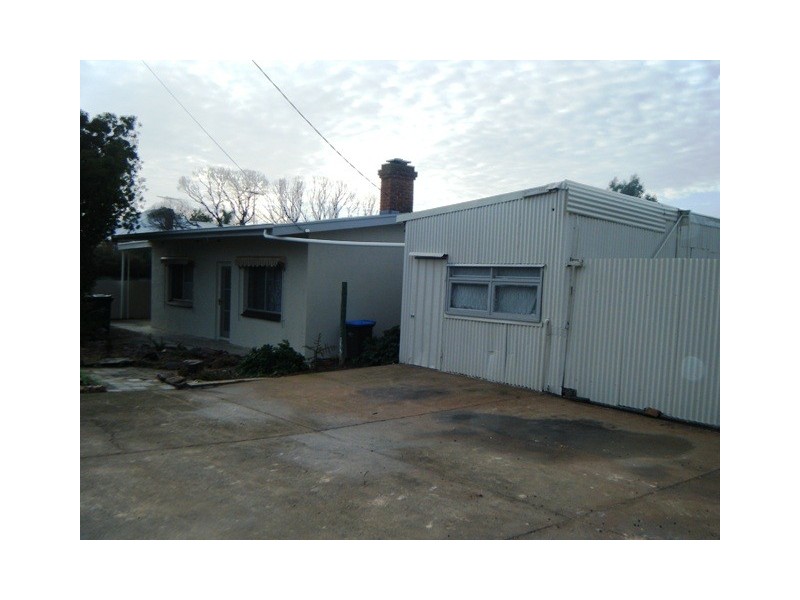3 WILLOW AVENUE, Murray Bridge SA 5253