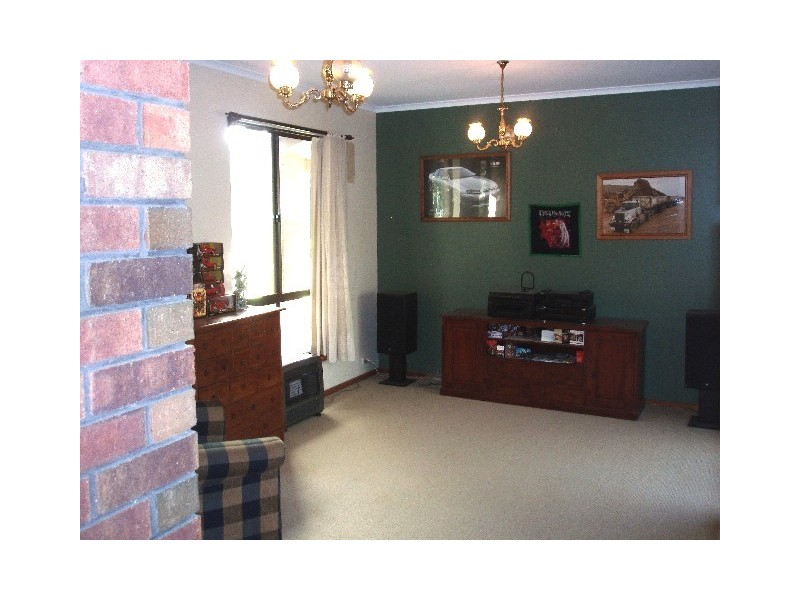 61 Henry Road, Blakiston SA 5250