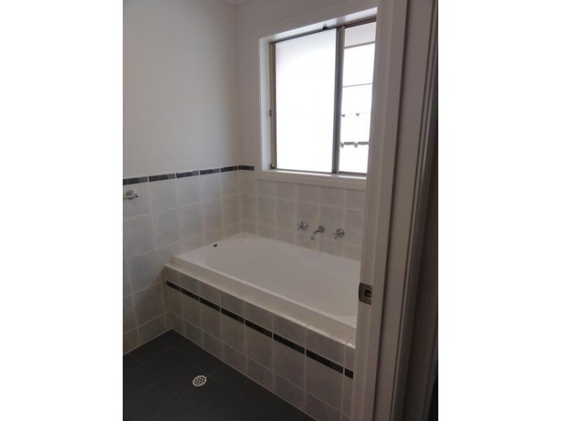 100 Parkview Drive, Mount Barker SA 5251