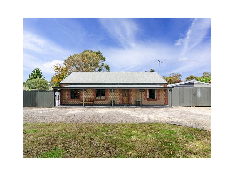 22 Thiele Avenue, Mount Barker SA 5251
