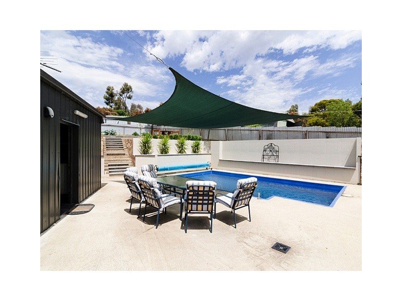 22 Thiele Avenue, Mount Barker SA 5251