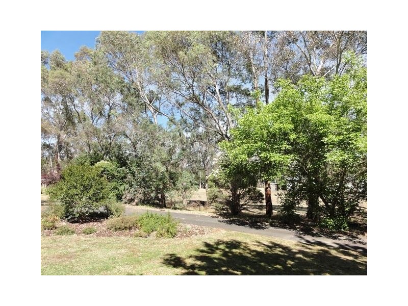 4 Pike Street, Oakbank SA 5243