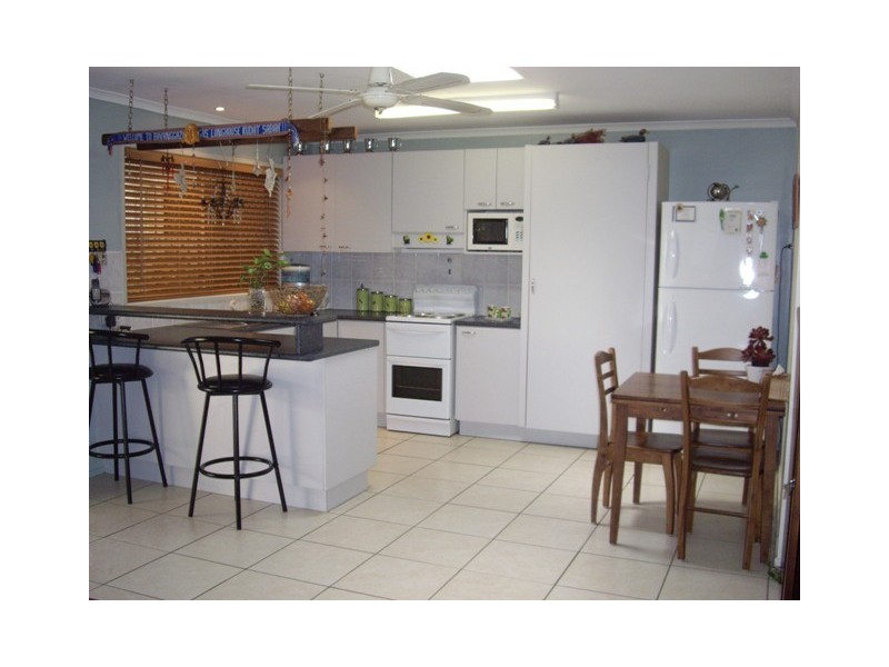 2/110 Amarina Avenue, Mooloolaba QLD 4557